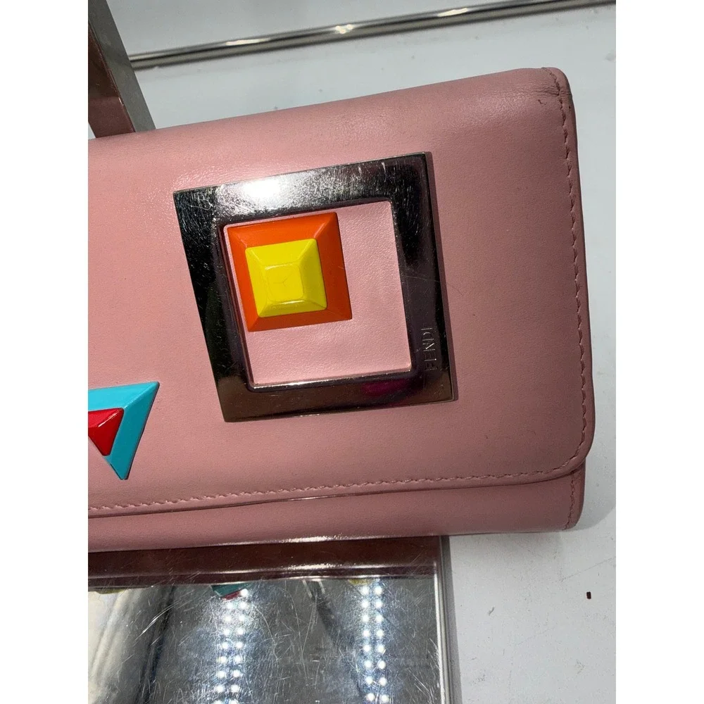 Fendi Vitello Century Hypnoteyed Pink Zippy Continental Wallet in Bubblegum - Picture 2 of 16